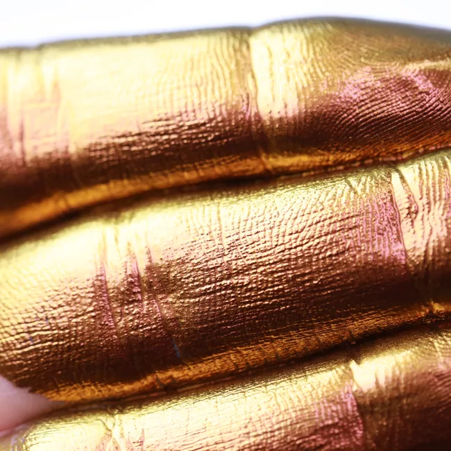 The Princess’ Russet Locks - Pigment Machiaj Ama Cameleon