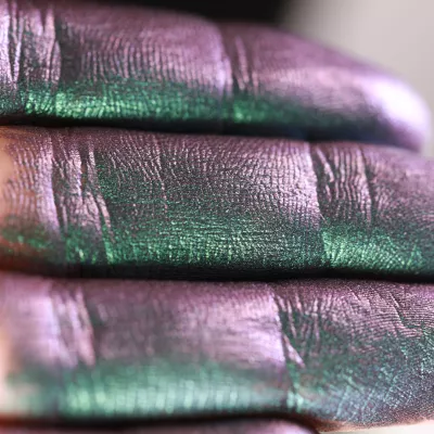 A Song of Mermaids and Tritons- Ama Makeup Pigment Chameleon A Song of Mermaids and Tritons- Ama Makeup Pigment Chameleon