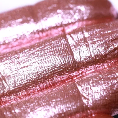 Dancing with My Favourite Girl - Ama Makeup Pigment Chameleon Dancing with My Favourite Girl - Ama Makeup Pigment Chameleon