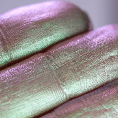 Young Hope- Ama Makeup Pigment Chameleon Young Hope- Ama Makeup Pigment Chameleon