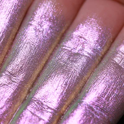 Pages of Lost Words - Ama Makeup Pigment Chameleon Pages of Lost Words - Ama Makeup Pigment Chameleon