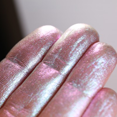 A Planet of Smooth Sands - Pigment Machiaj Ama Cameleon