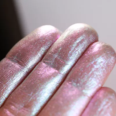 A Planet of Smooth Sands - Ama Makeup Pigment Chameleon A Planet of Smooth Sands - Ama Makeup Pigment Chameleon