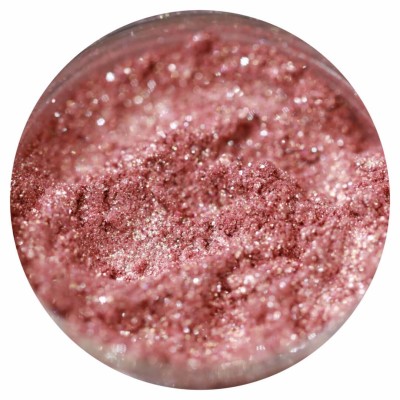 The Shape She Makes - Pigment Machiaj Ama The Shape She Makes - Pigment Machiaj Ama