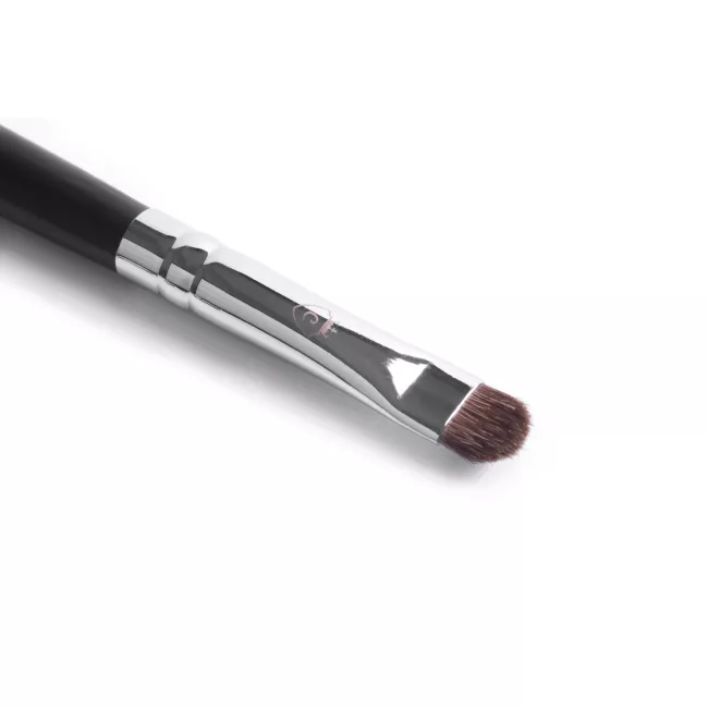 Brush for crease of the eyelids СTR W0195 pile arctic fox Brush for crease of the eyelids СTR W0195 pile arctic fox