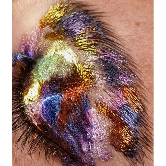 Pages of Lost Words  Pages of Lost Words - Pigment Machiaj Ama Cameleon